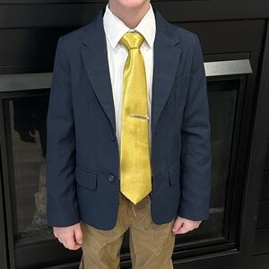 Cat & Jack Dark Blue Blazer with Polka Dot Liner Boys 7